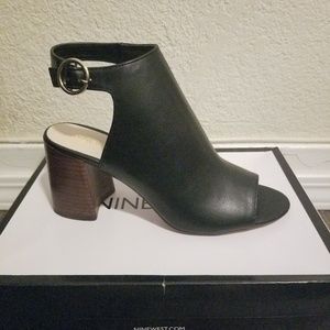 Nine West black mule sling back shoes